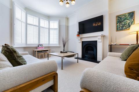 51 Waterloo Gardens, Cardiff, CF23 5AB