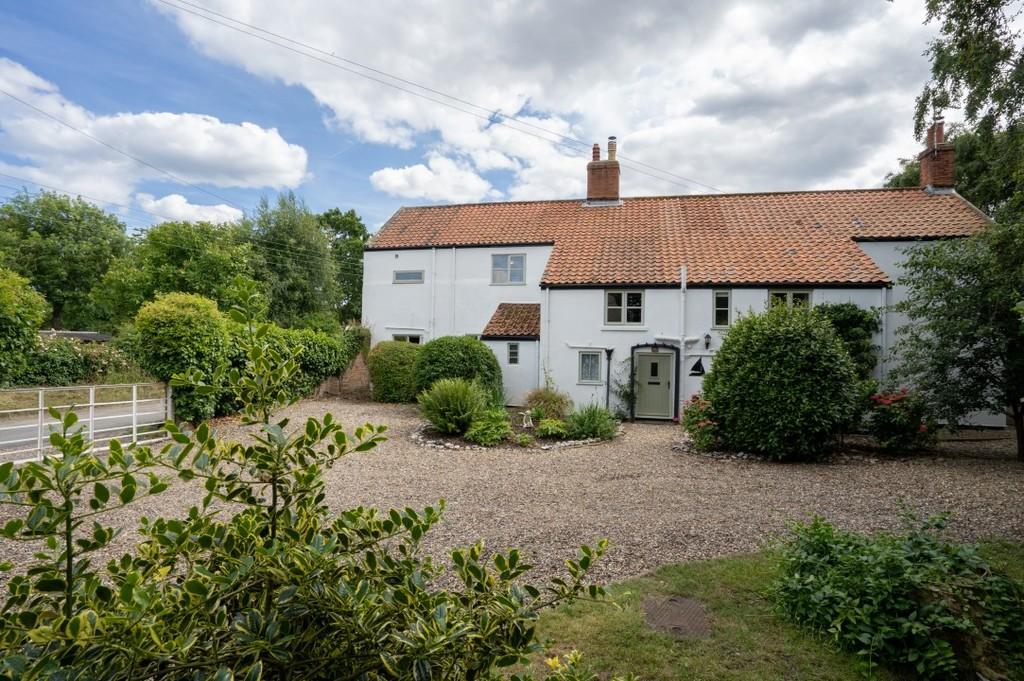 West Somerton 5 bed farm house for sale £750,000