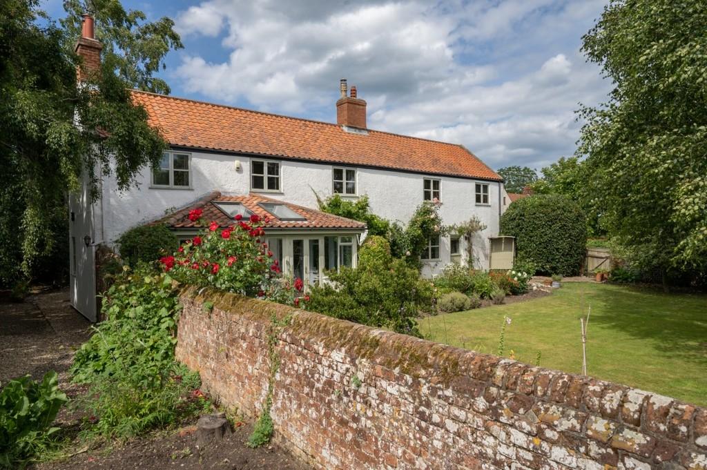 West Somerton 5 bed farm house for sale £750,000