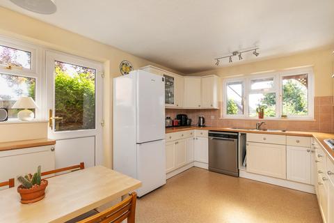 34 Ashbarn Crescent, Winchester, SO22 4QJ