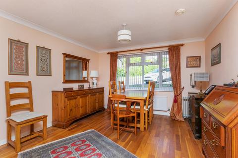 34 Ashbarn Crescent, Winchester, SO22 4QJ
