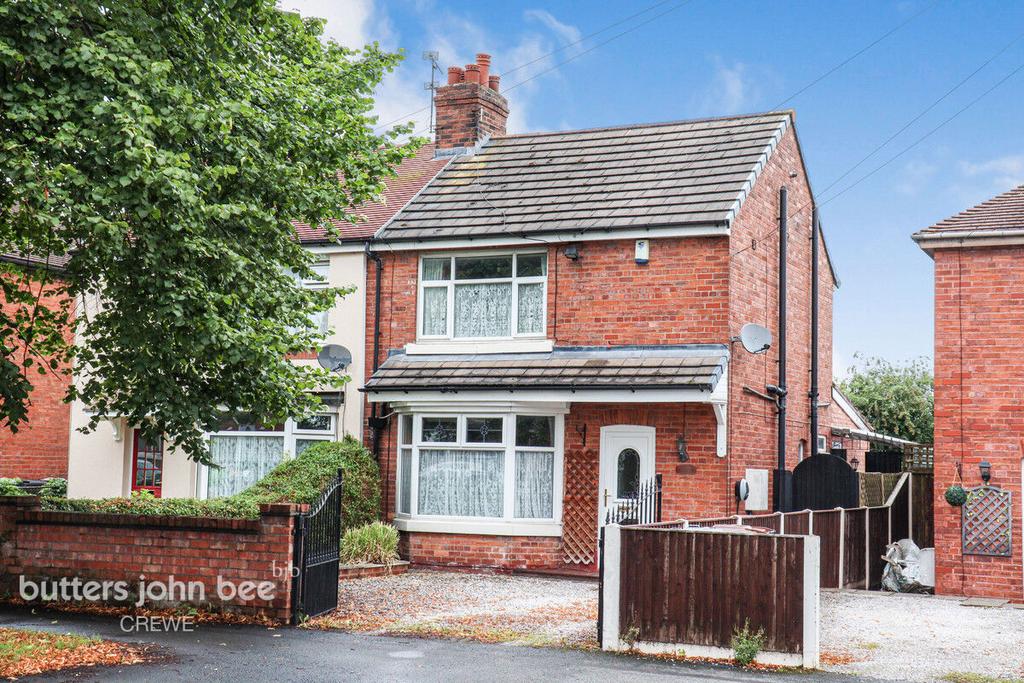 Badger Avenue, Crewe 2 bed semidetached house for sale £160,000