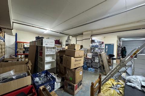 Industrial unit to rent, The Bridge Centre,   Southall, UB2