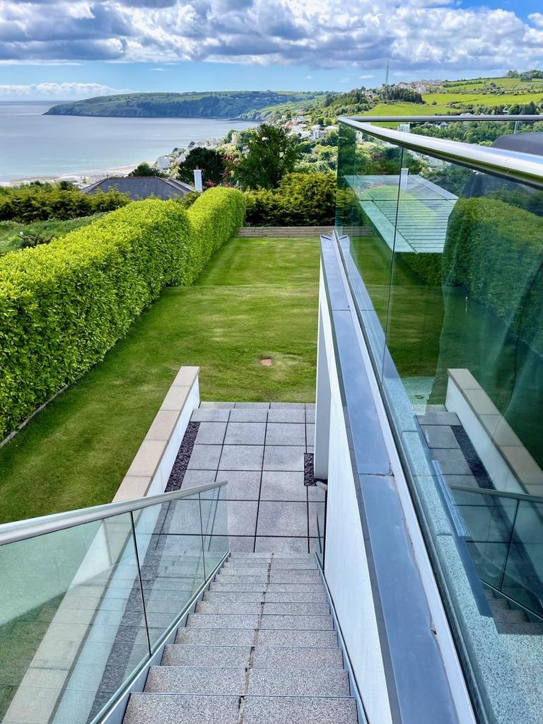 Hazlewood House