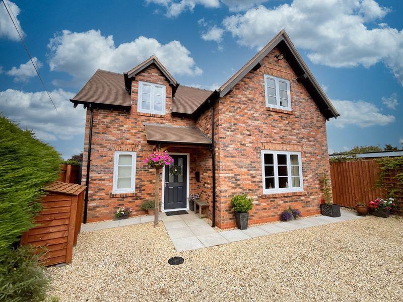 Limekiln Lane, Lilleshall 3 bed detached house for sale £425,000