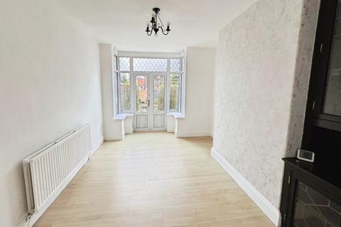 3 bedroom semi-detached house for sale, Sharples Avenue, Sharples -NO CHAIN