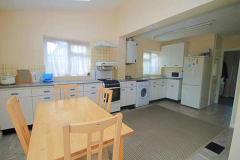 38 Stanhope Road, Greenford, UB6 9EE