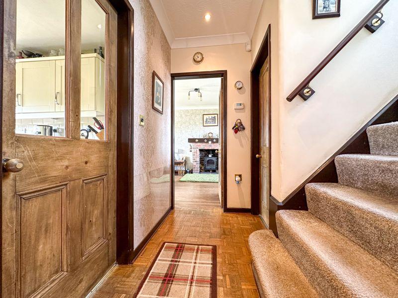 Conway Road, Knypersley, ST8 7AL 3 bed detached house for sale £380,000