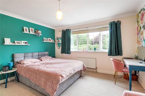 11 Downs Valley, Hartley, Longfield, DA3 7RA