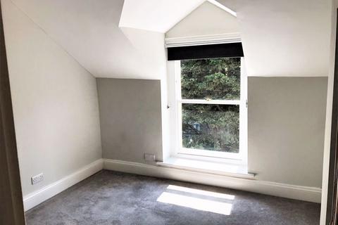 2, Lansdown Court Lansdown Road, Clifton, Bristol, BS8 4NL