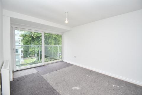 3 bedroom flat for sale, Norwood Park, Bearsden, G61 2RZ