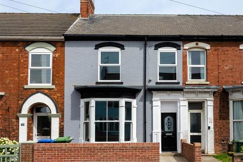 4 bedroom terraced house for sale, Hull Road, Withernsea