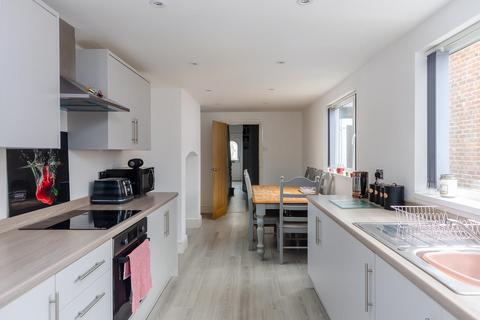 36 Hull Road, Withernsea, HU19 2DZ