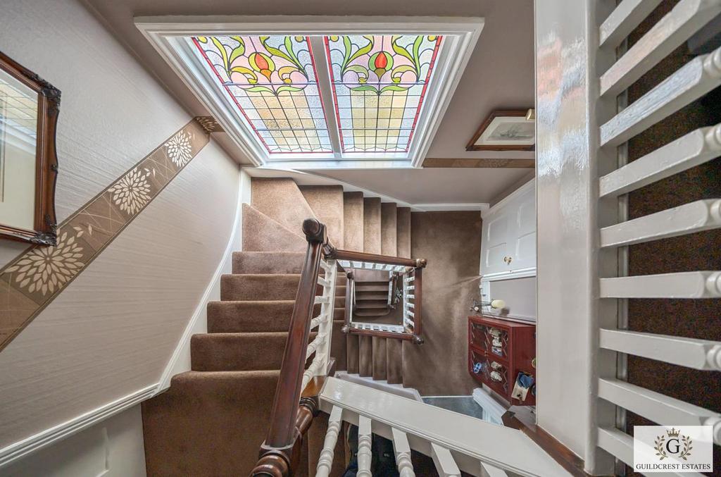 Park Road Ramsgate for sale   staircase