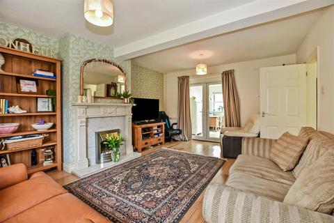 3 bedroom terraced house for sale, Uffington Road, Barnack, Stamford