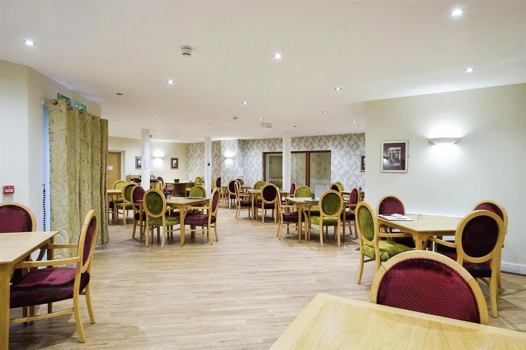 Restaurant.jpg