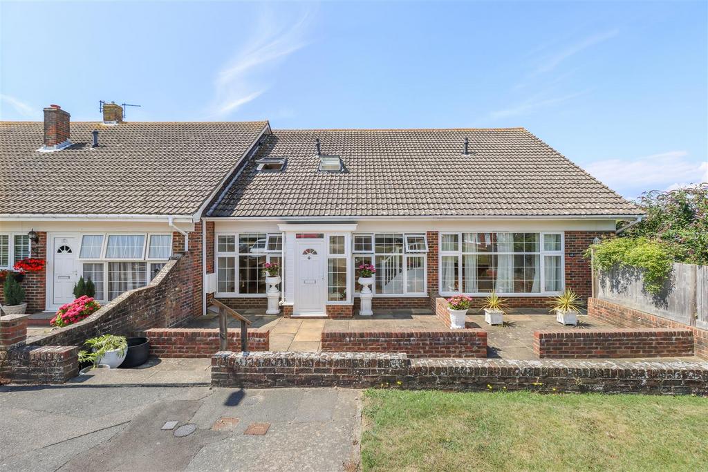 Newick Close, Seaford 2 bed semidetached house £425,000