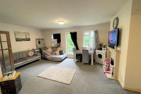 3 bedroom apartment to rent, Hulse Road, Southampton