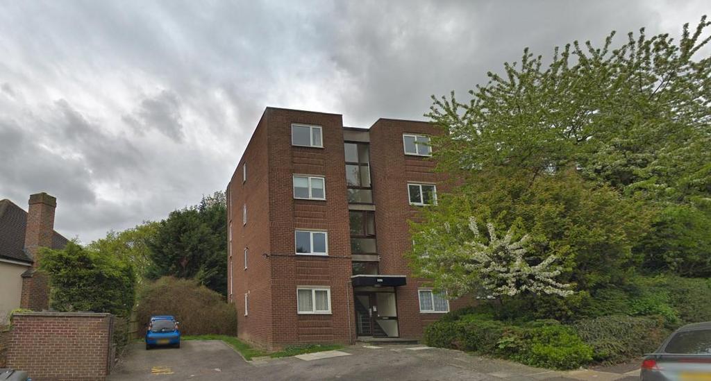 Carey Court, Bexleyheath, Kent 1 bed flat to rent £1,100 pcm (£254 pw)