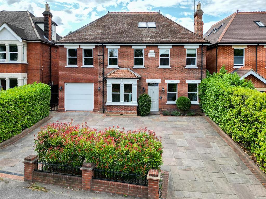 Priests Lane, Old Shenfield, Brentwood 5 bed detached house for sale
