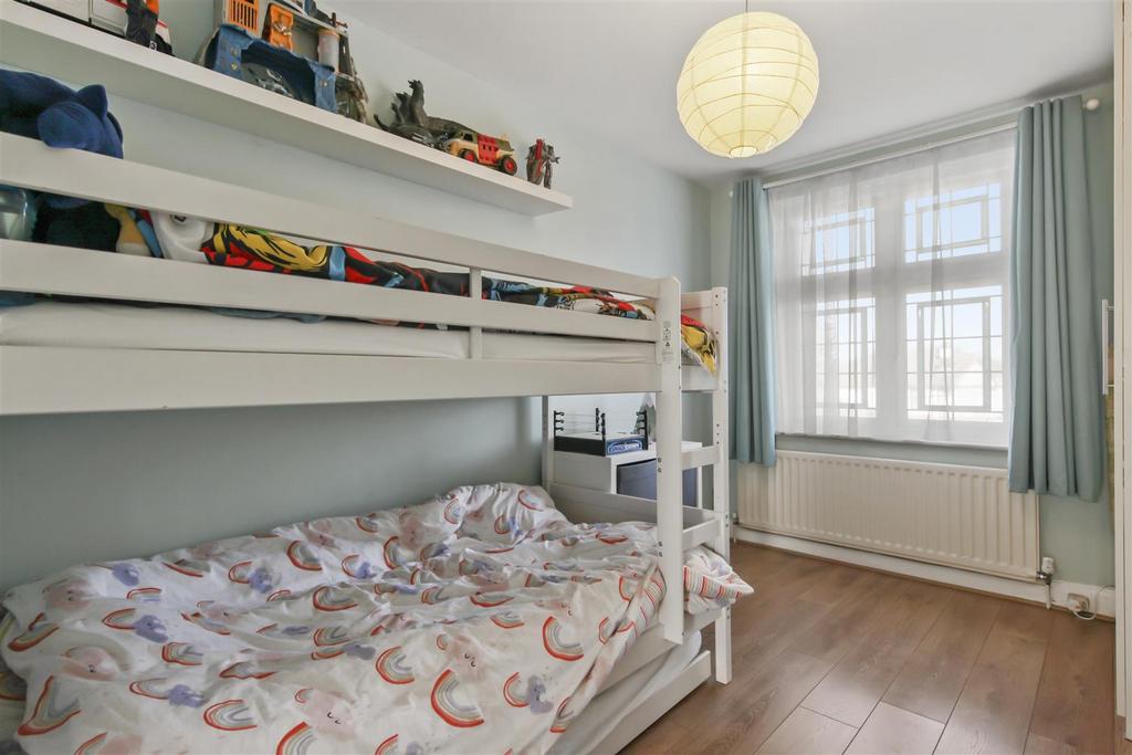 10 The Crescent - KRVngd Nx Biy6 Eq Gg2 WIL.jpg