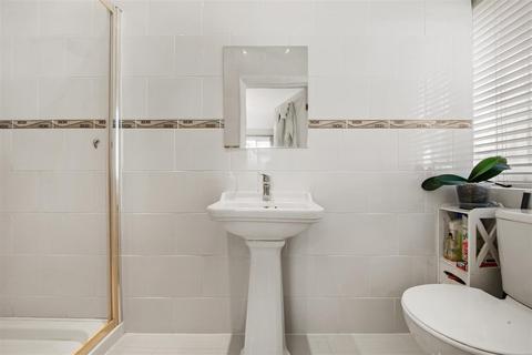 10 The Crescent, Wembley, HA0 3JR