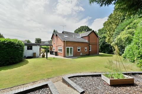 4 bedroom detached house for sale, Station Road, West Moors, Ferndown, BH22