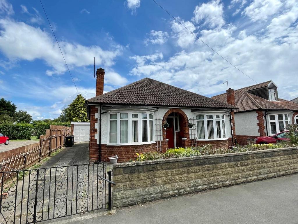 Barmpton Lane, Darlington 3 bed detached bungalow for sale £250,000