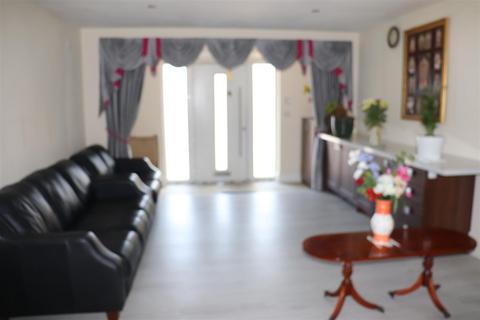 4 bedroom detached house for sale, Gillity Avenue, Walsall