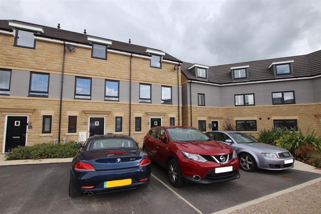 Stansfield Close, Apperley Bridge 3 bed townhouse £290,000