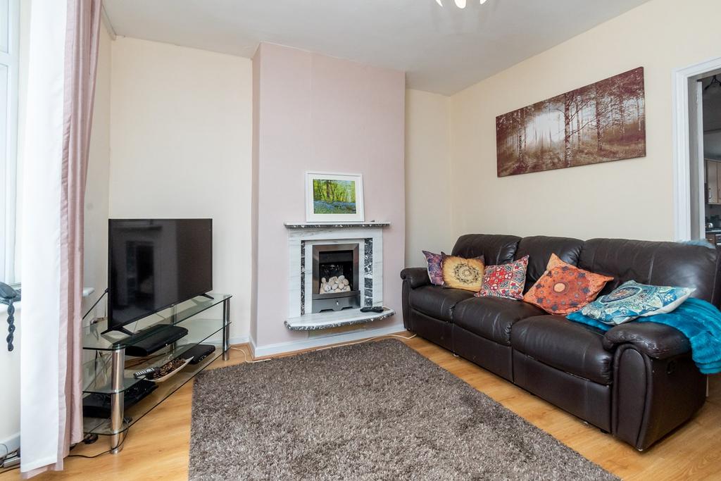 Litherland Crescent, St Helens, WA11 3 bed terraced house £135,000