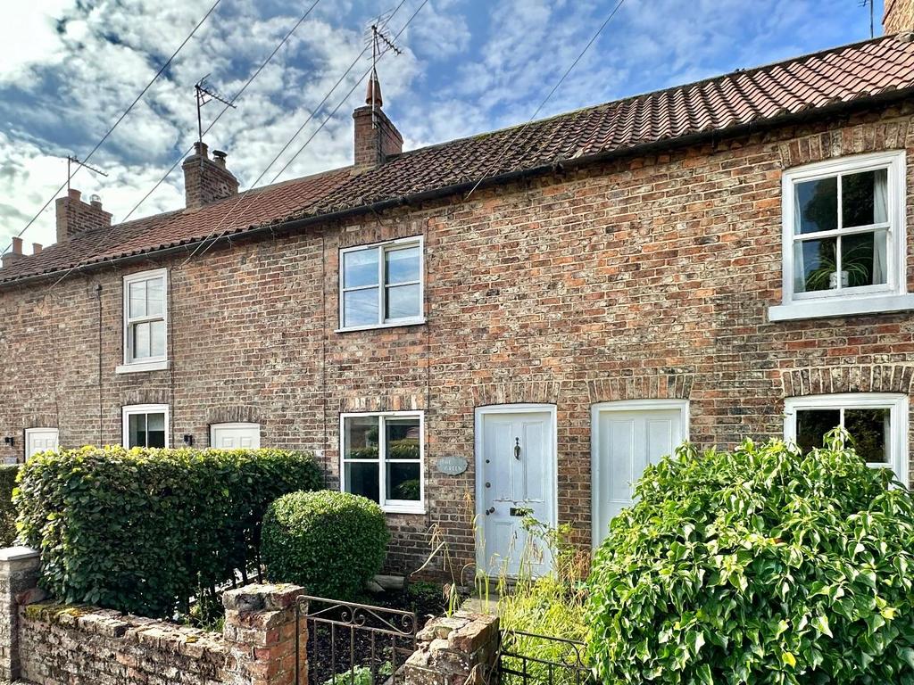 Carlton Husthwaite, Thirsk YO7 2BJ 1 bed terraced house £138,000