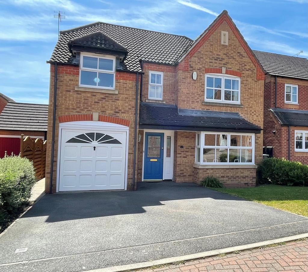 Whitworth Close, Moira, Swadlincote, DE12 4 bed detached house £1,200