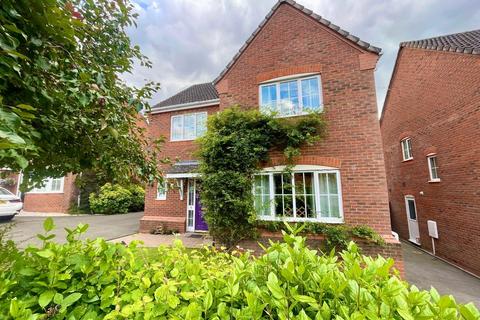 8 Wake Way, Grange Park, Northampton, NN4 5BF