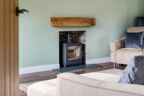 12 Pinfold Close, Bickerton, Wetherby, LS22 5JW