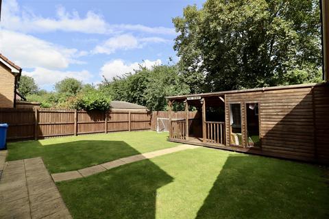 7 Carpenter Close, Market Weighton, York, YO43 3FL
