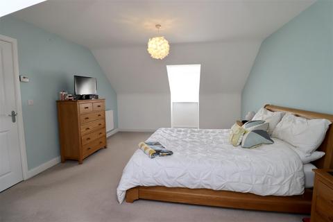7 Carpenter Close, Market Weighton, York, YO43 3FL
