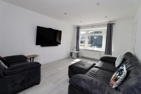 50 Croft Close, Market Weighton, York, YO43 3JU
