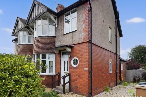3 bedroom semi-detached house for sale - St Martins Road, Gobowen, Oswestry