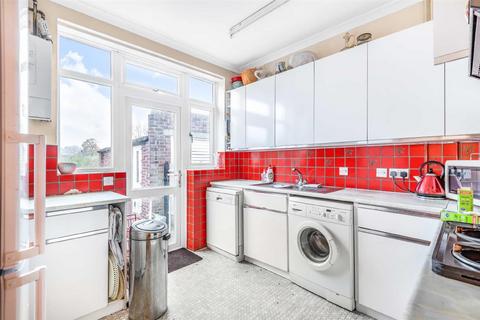 55 Michleham Down, London, N12 7JJ