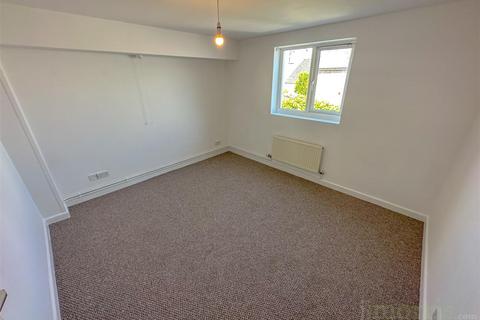 2 Brick Row, Cardigan, SA43 1EY