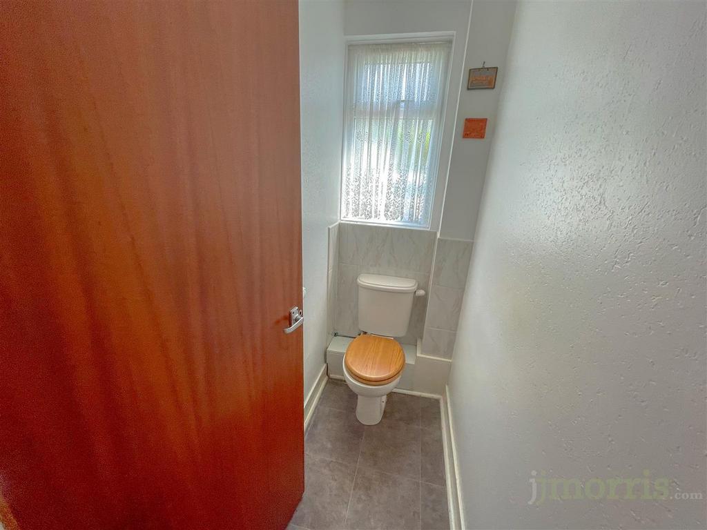 Separate WC