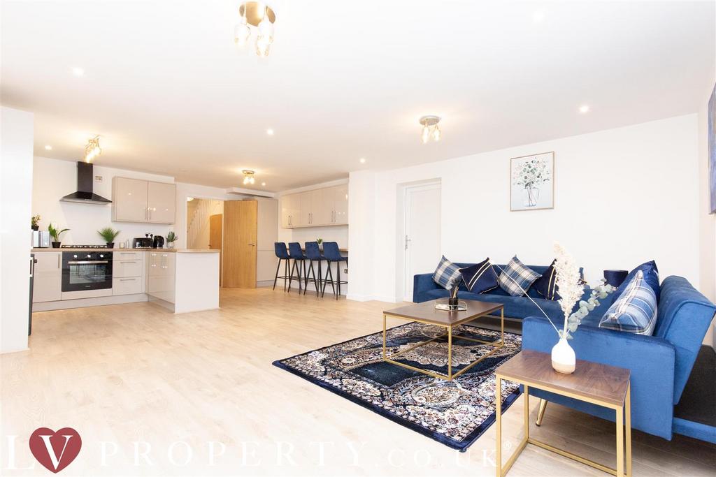 St. Catherines Close, Birmingham 4 bed end of terrace house for sale £475,000