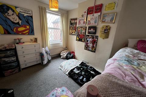 28 Cecilly Street, Cheadle, Stoke-on-trent, ST10 1DF