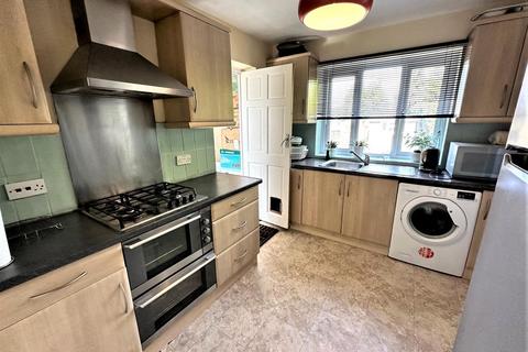 108 Faringdon Avenue, Bromley, BR2 8BU