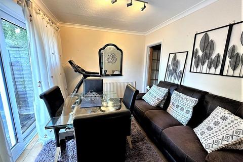 108 Faringdon Avenue, Bromley, BR2 8BU