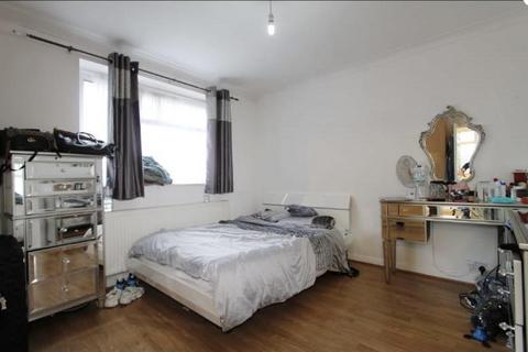 4 bedroom house to rent - Kingshill Avenue, Northolt