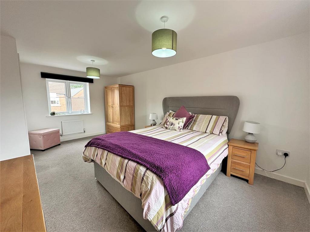Dual-Aspect Master Bedroom 702