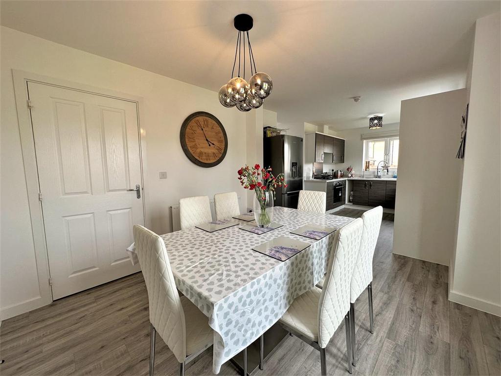 Open Plan Dining Kitchen 744