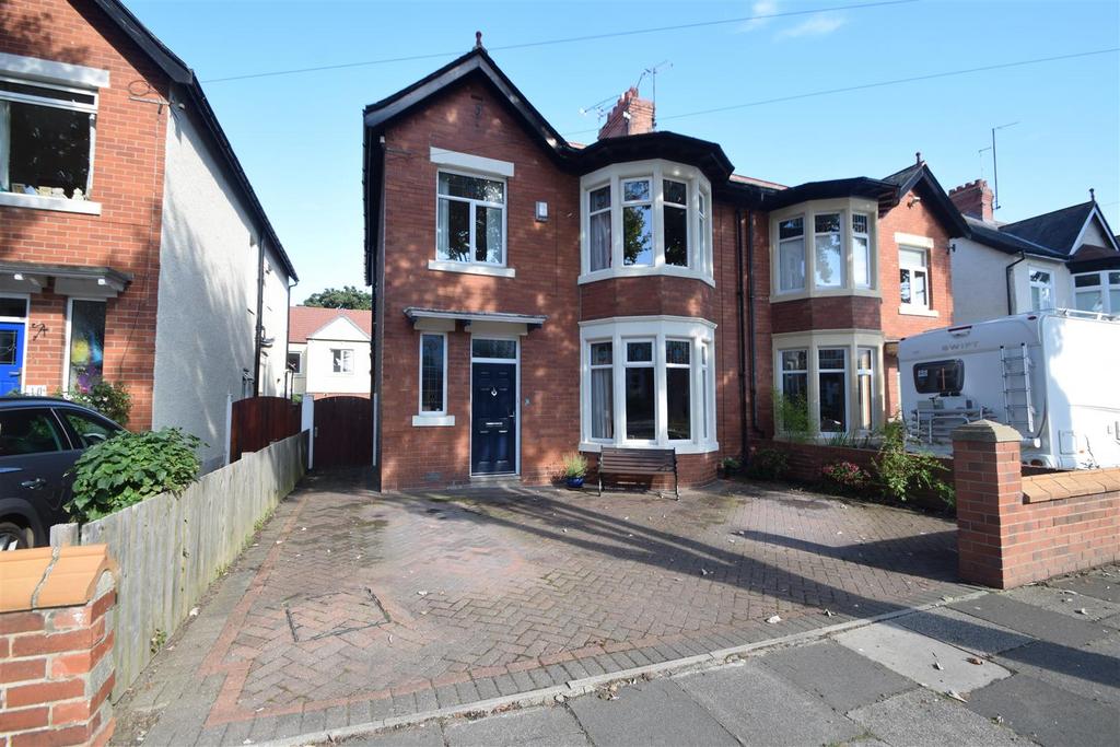 Evesham Avenue, Whitley Bay 4 bed semidetached house for sale £525,000
